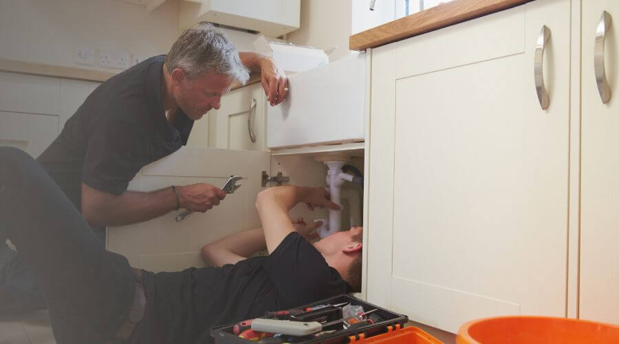 Local expert plumbing services in Yawkey, WV